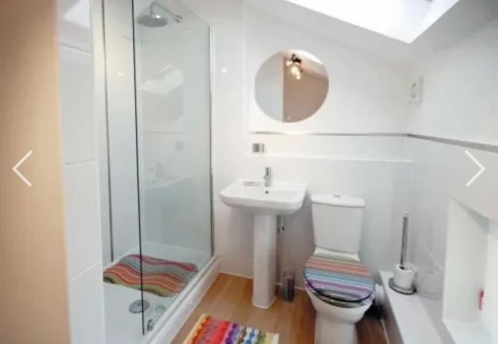 Detached Pet Friendly Cottage, 1 Parking Space Дом отдыха